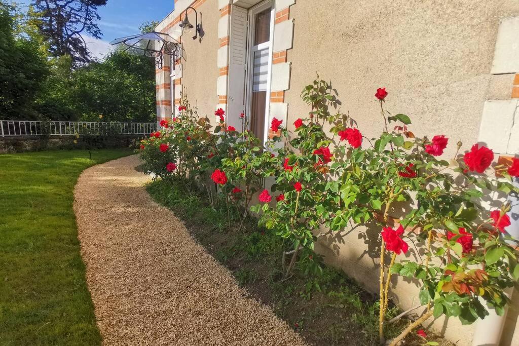 Amalouyse Chambre De Charme Au Coeur Des Chateaux De La Loire Монлюис-сюр-Лоар Екстериор снимка