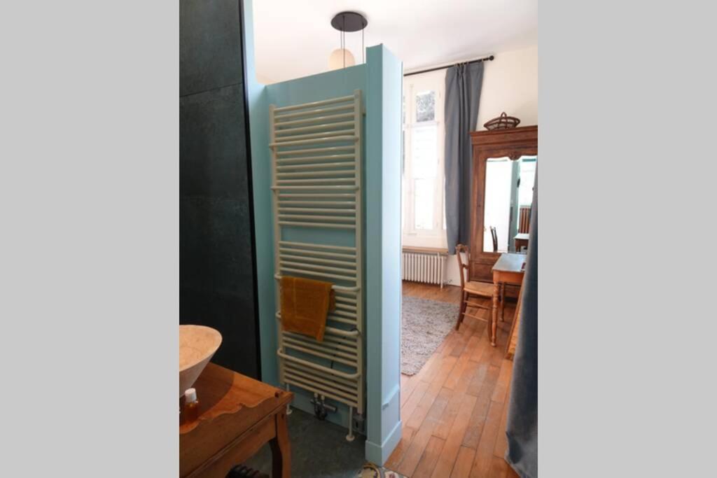 Amalouyse Chambre De Charme Au Coeur Des Chateaux De La Loire Монлюис-сюр-Лоар Екстериор снимка